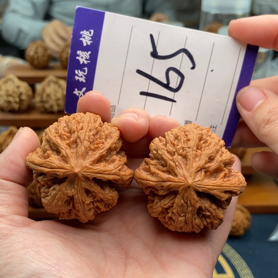 文玩核桃吊坠45粗筋