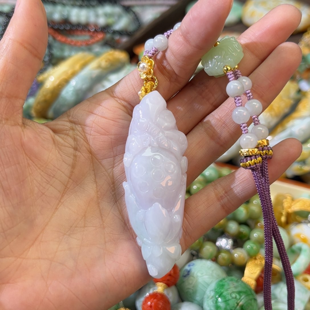 翡翠颈饰未镶嵌待编款