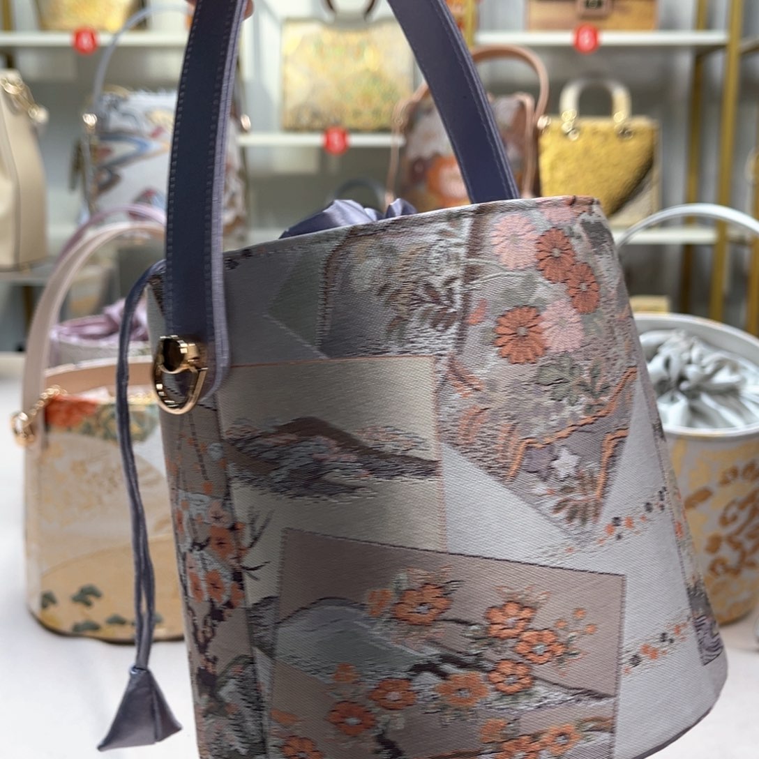 织绣木****2直播间浮力大漏