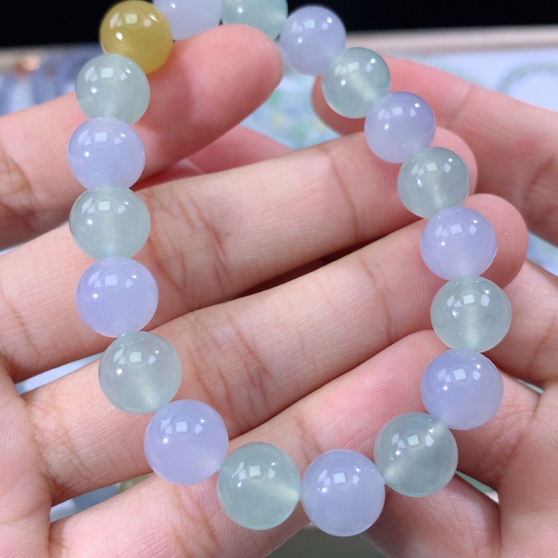 翡翠手链未镶嵌翡翠