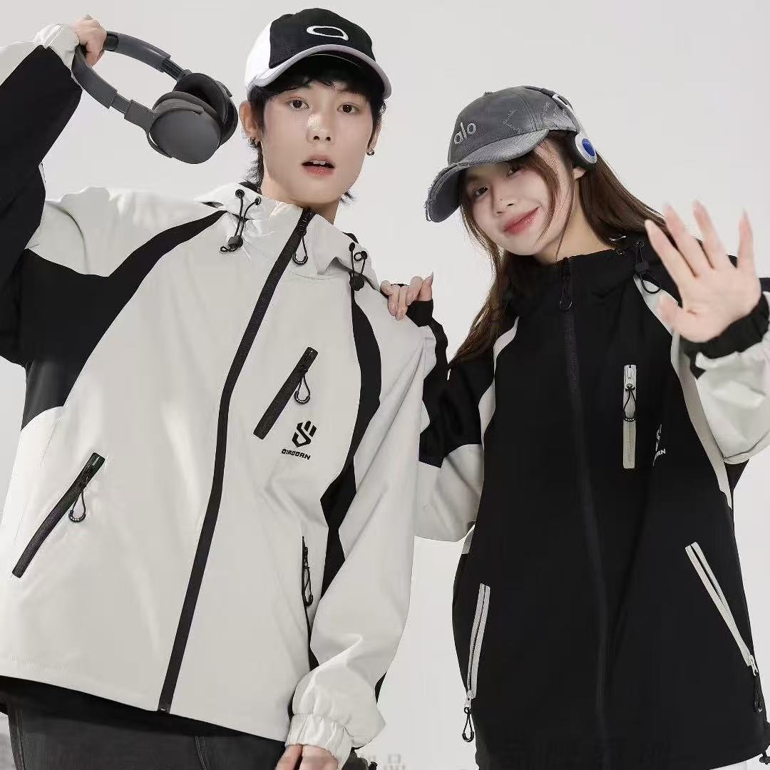 冬季时尚冲锋衣潮流休闲外套中大童青少年宽松上衣防风