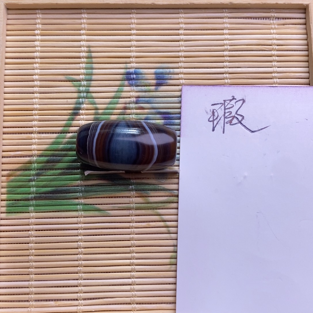 －***-玛瑙/玉髓未镶嵌珠宝半成品