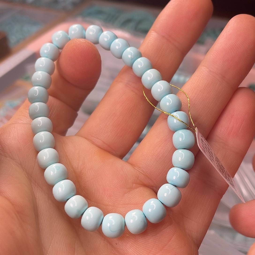 绿松石未镶嵌颈饰