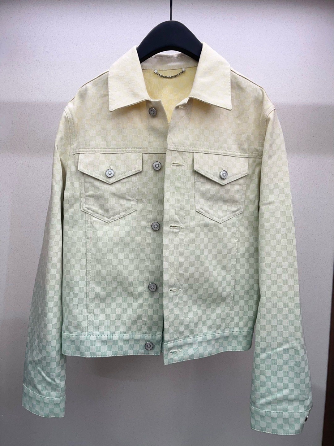 99新 LouisVuitton/路易威登 SS25  渐变长袖夹克 公价25300 46码