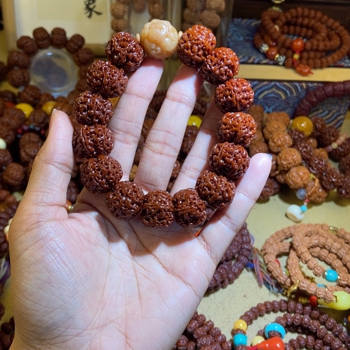 手串金刚菩提196玉化精挑貔貅