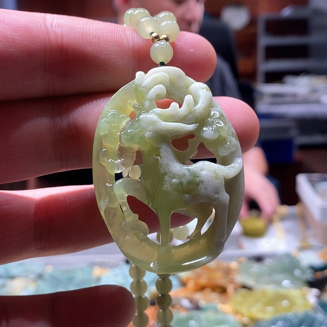 未镶嵌岫玉毛衣链