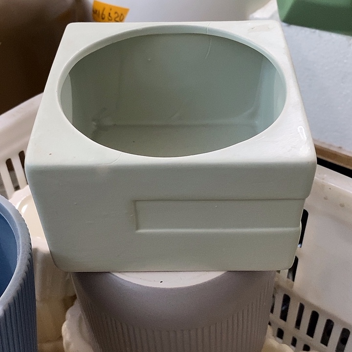 摆件陶盆有孔 微瑕介意勿拍