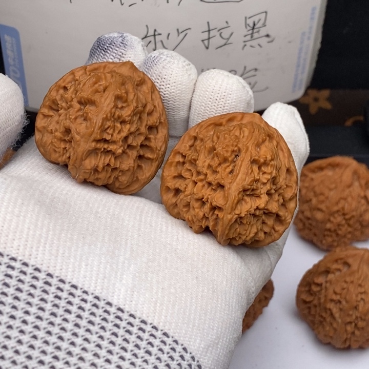 把件文玩核桃三角南疆石40