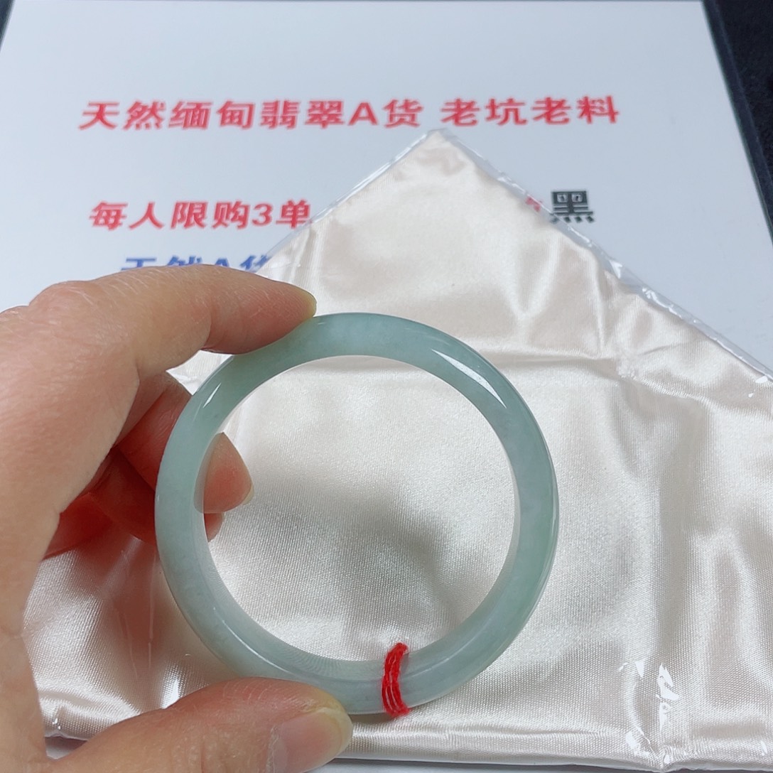 大***山翡翠未镶嵌手镯天然翡翠手镯54