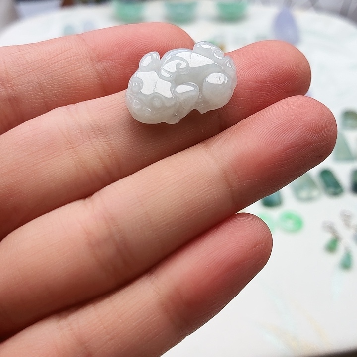 颈饰未镶嵌翡翠貔貅