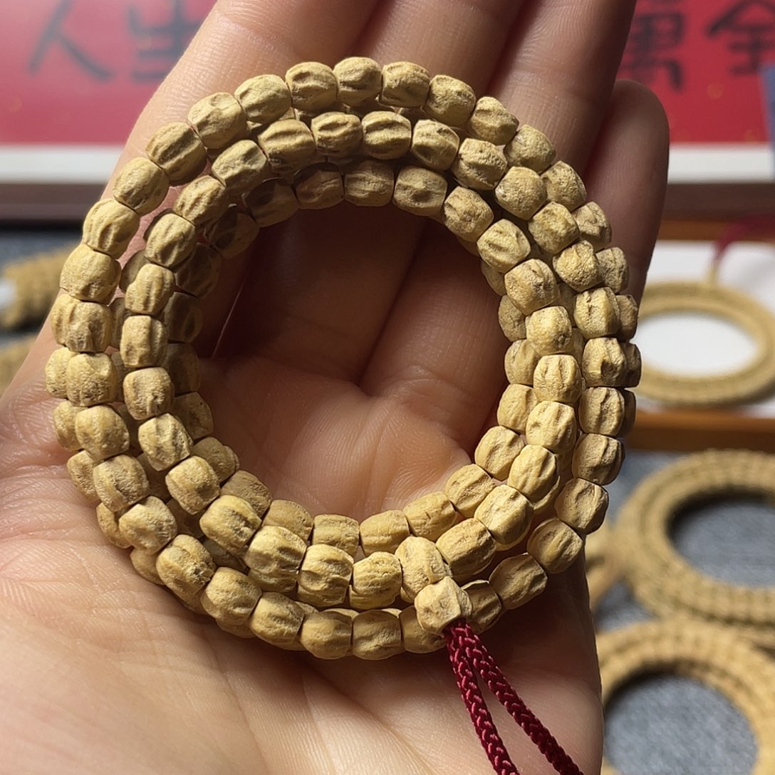 吊坠柏香籽/百香籽1比1高桩多棱顺5.5+