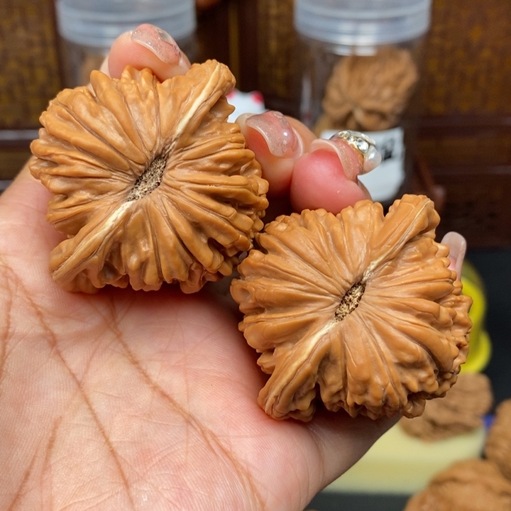 文玩核桃吊坠鸿****家48全品四座楼