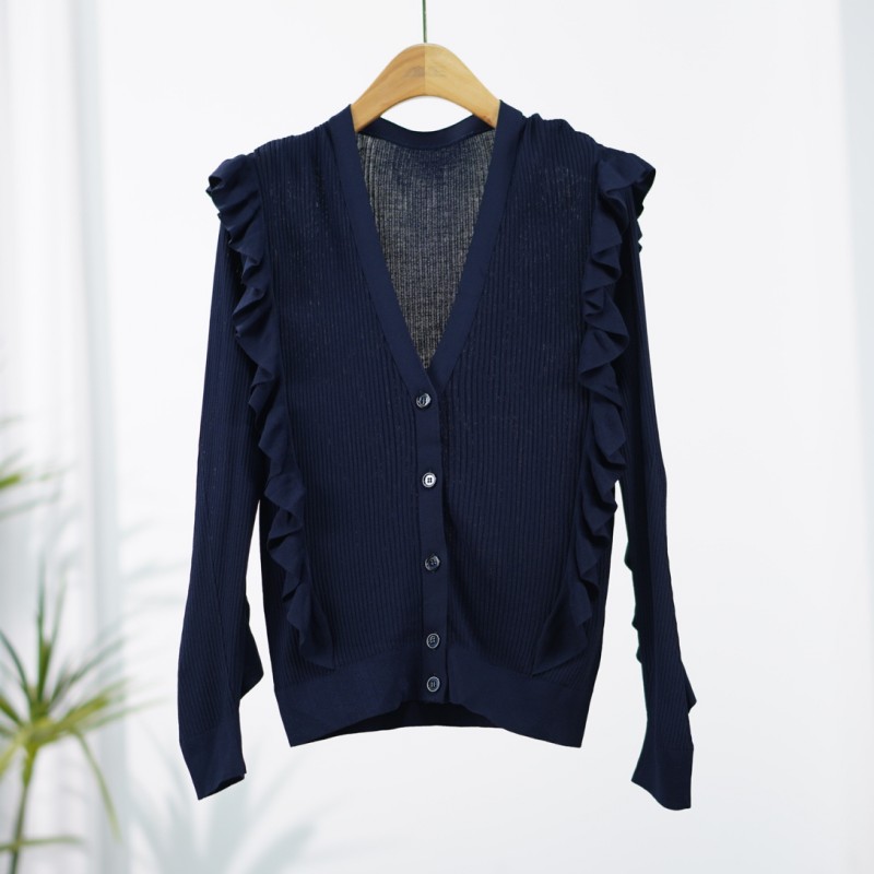 曼系列  S670  女装时尚撤柜针织上衣藏蓝色