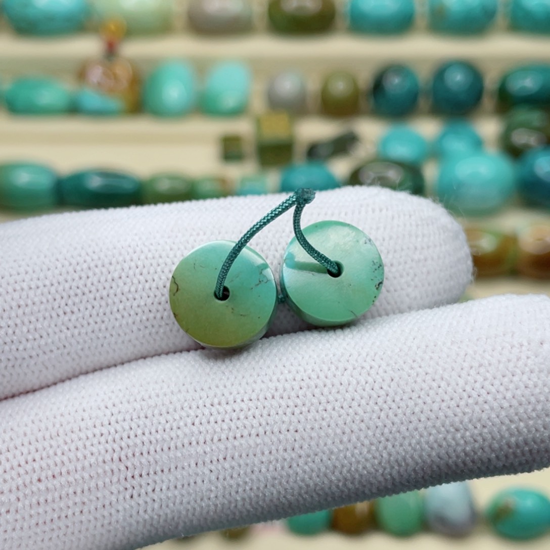 未镶嵌绿松石珠宝奇石