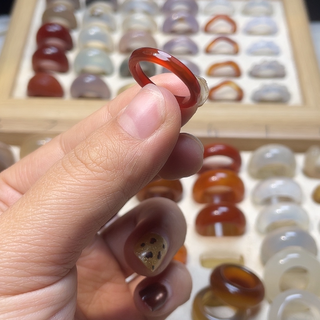 无***、玛瑙/玉髓合金戒指A21港12半不退换