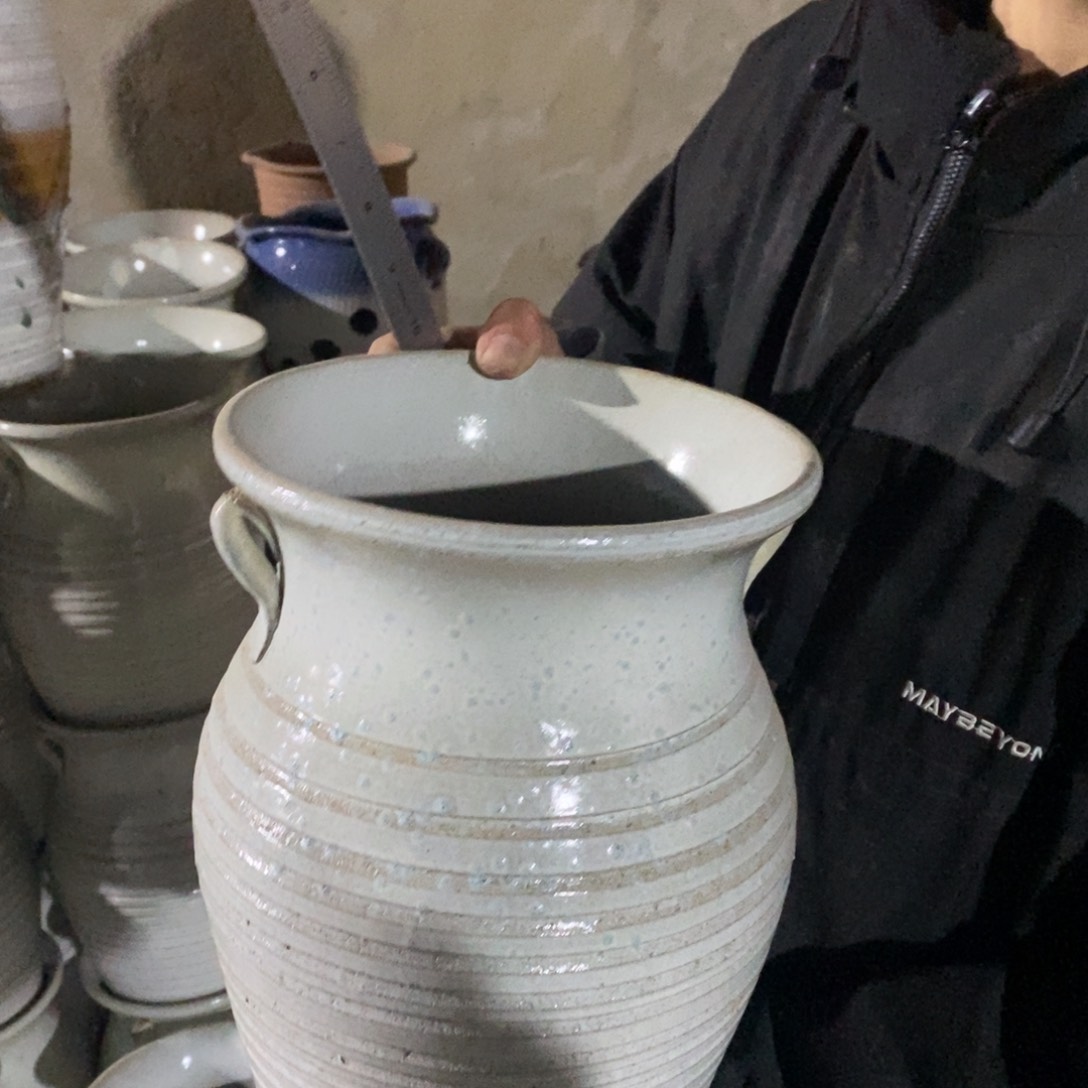 紫砂花盆瑕疵20/32ch h g c v