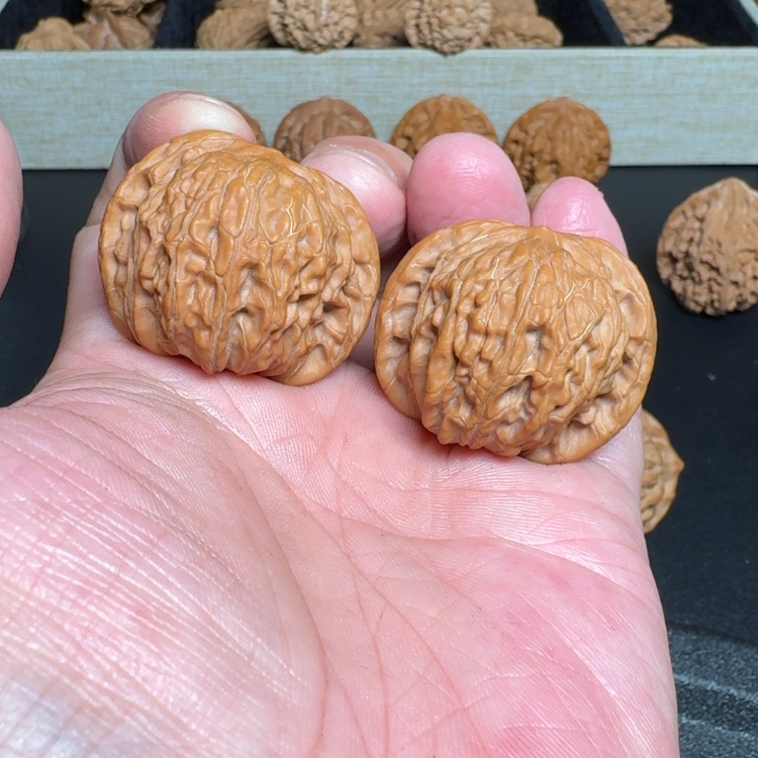 文玩核桃吊坠全品山地歪磨 尺寸38