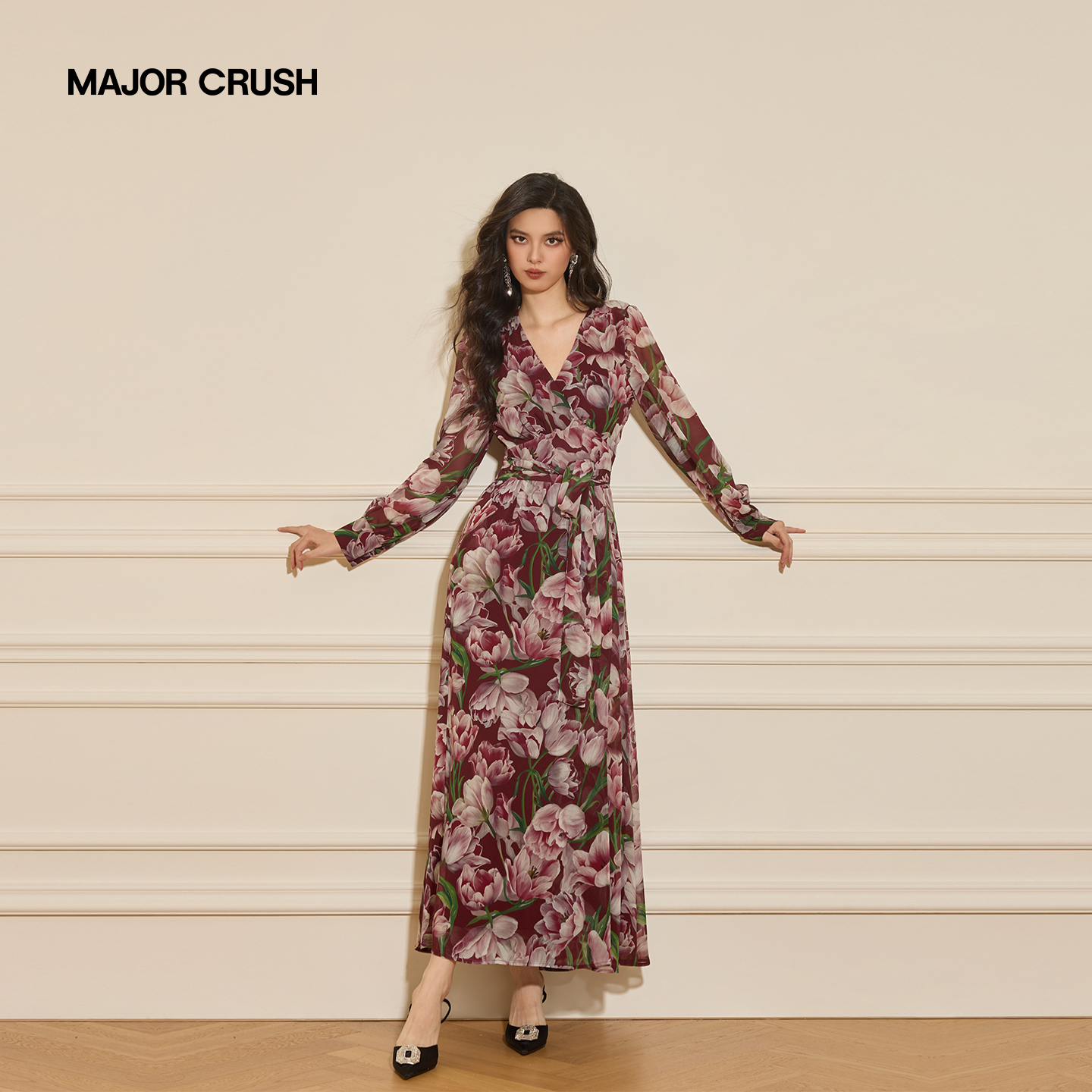 MAJOR CRUSH新款郁金蝶舞连衣裙老钱风碎花连衣裙收腰显瘦2709-1