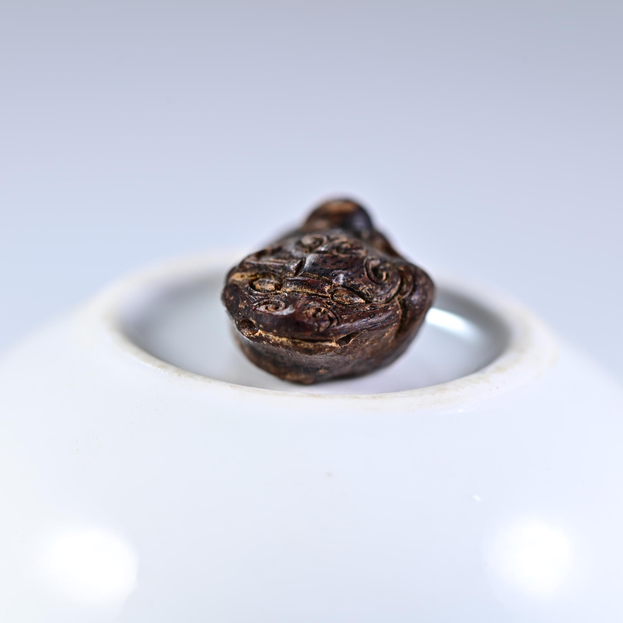 《壹世香傳》越南芽庄都彭沉水金蟾雕刻件吊坠