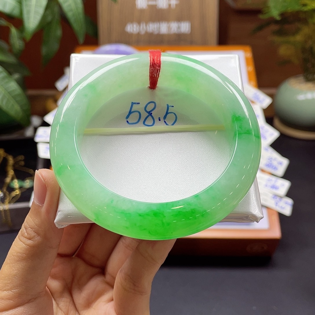 未镶嵌手镯翡翠205 号链接