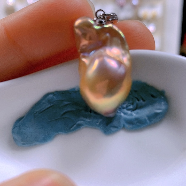 淡水珍珠颈饰合金