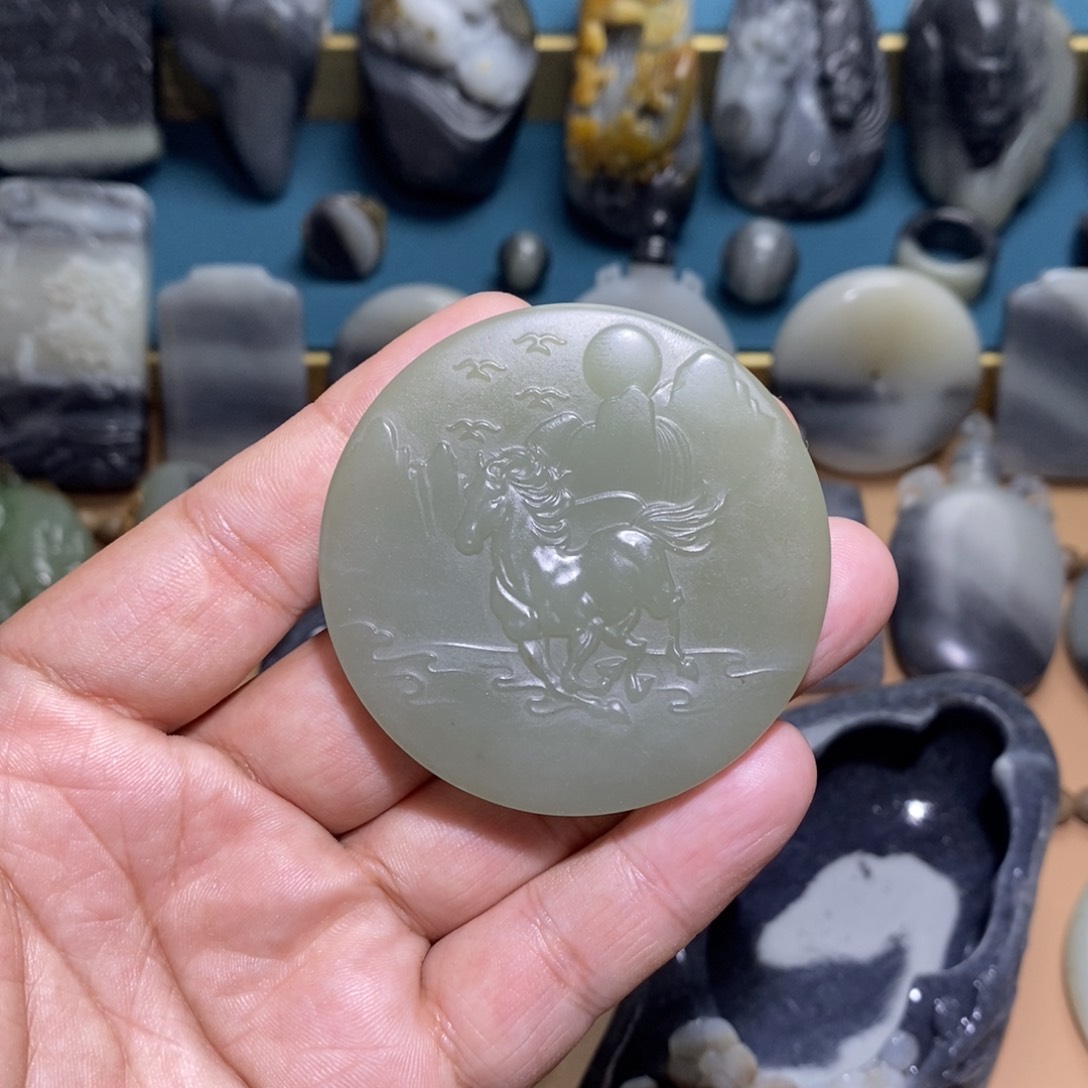 未镶嵌和田玉挂件