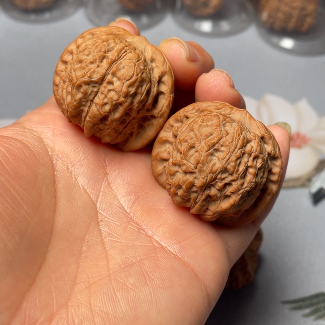 【闪购商品】文玩核桃吊坠血麒麟……