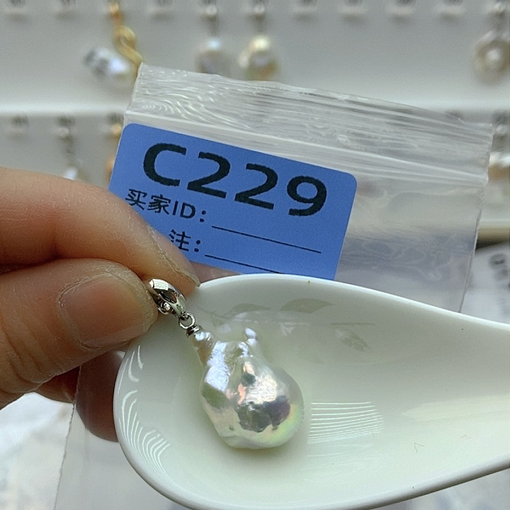 淡水珍珠颈饰未镶嵌