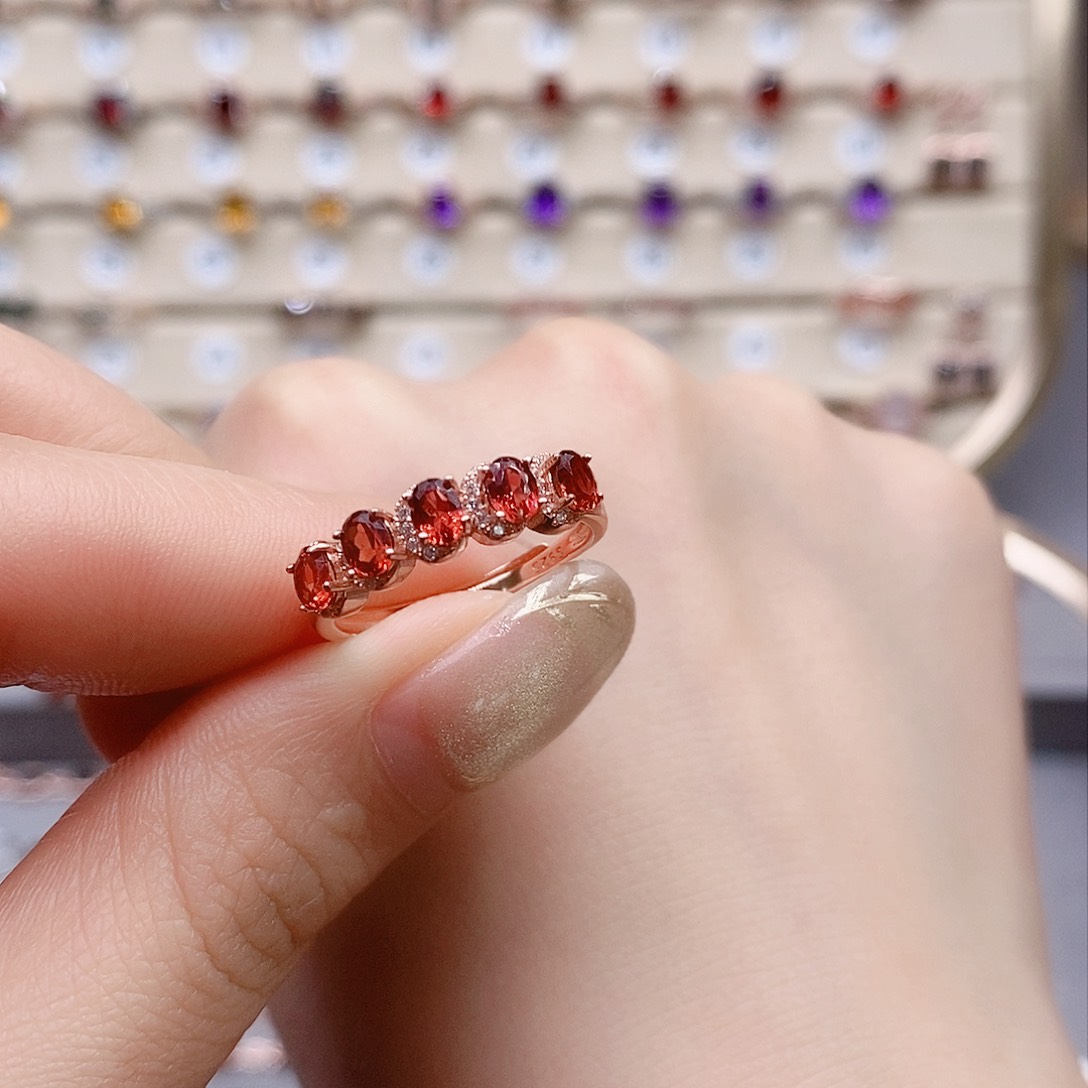 石榴石戒指银S925镶嵌戒指