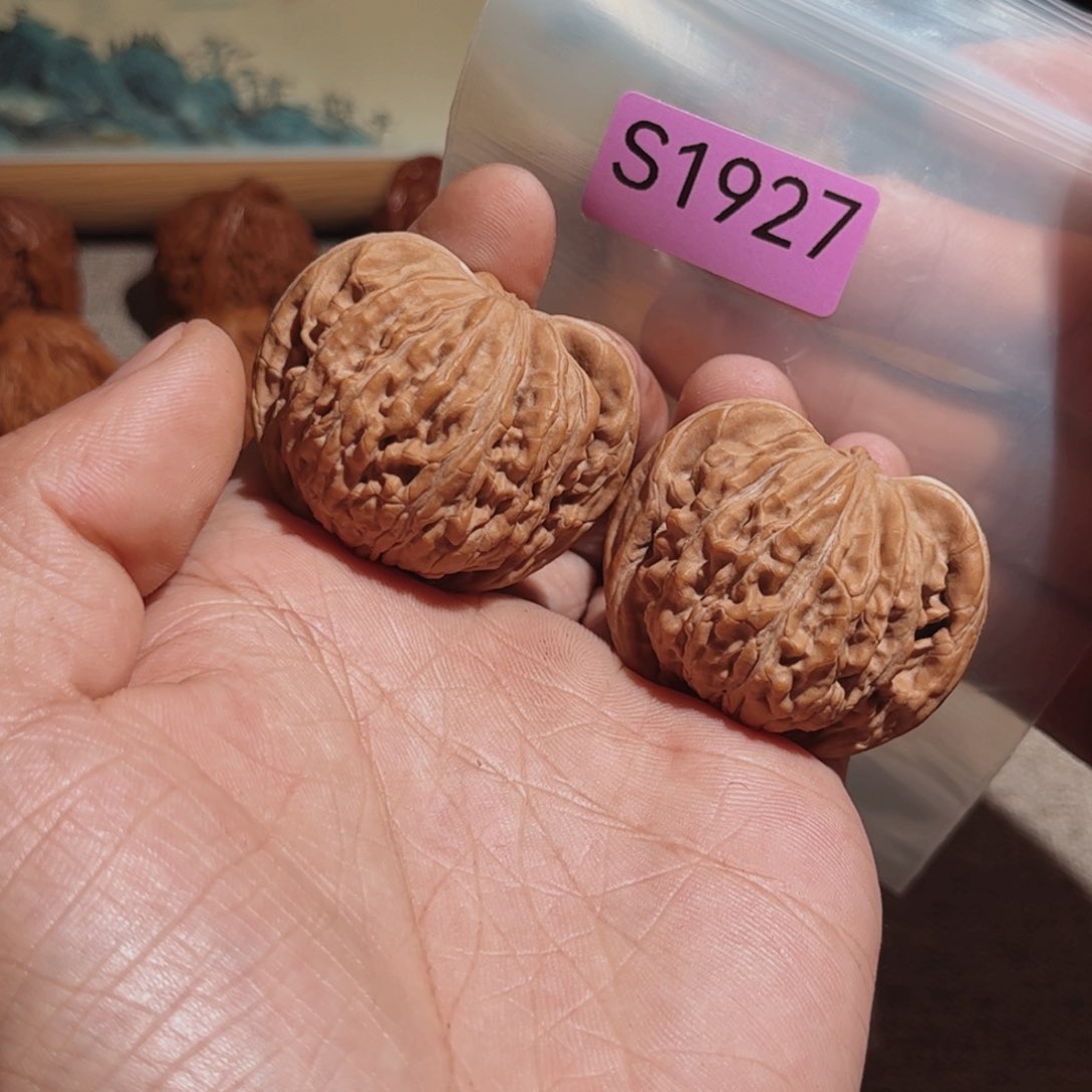 文玩核桃吊坠汉高楼