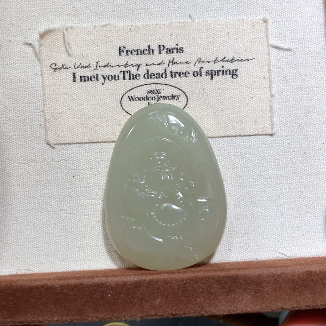 和田玉（糖玉）颈饰未镶嵌