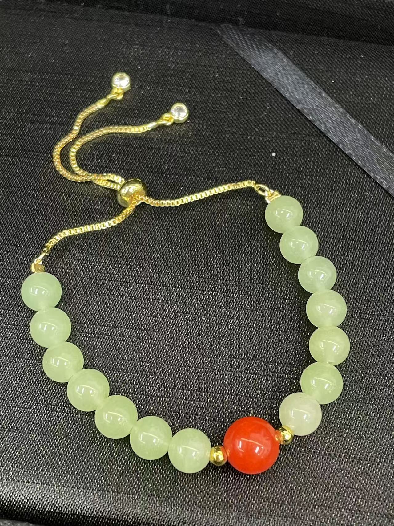 和田玉圆珠手链6m+（多样性一件发货）