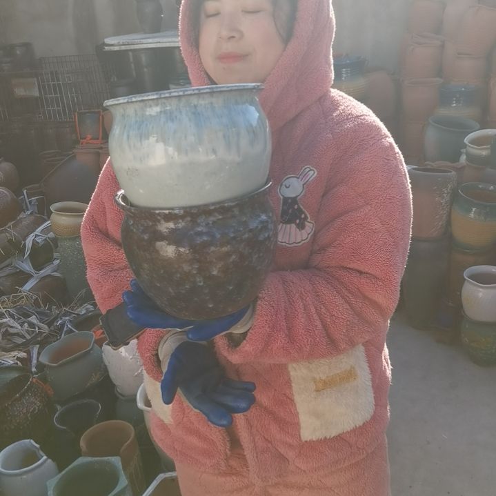 红陶口20高16瑕疵两个