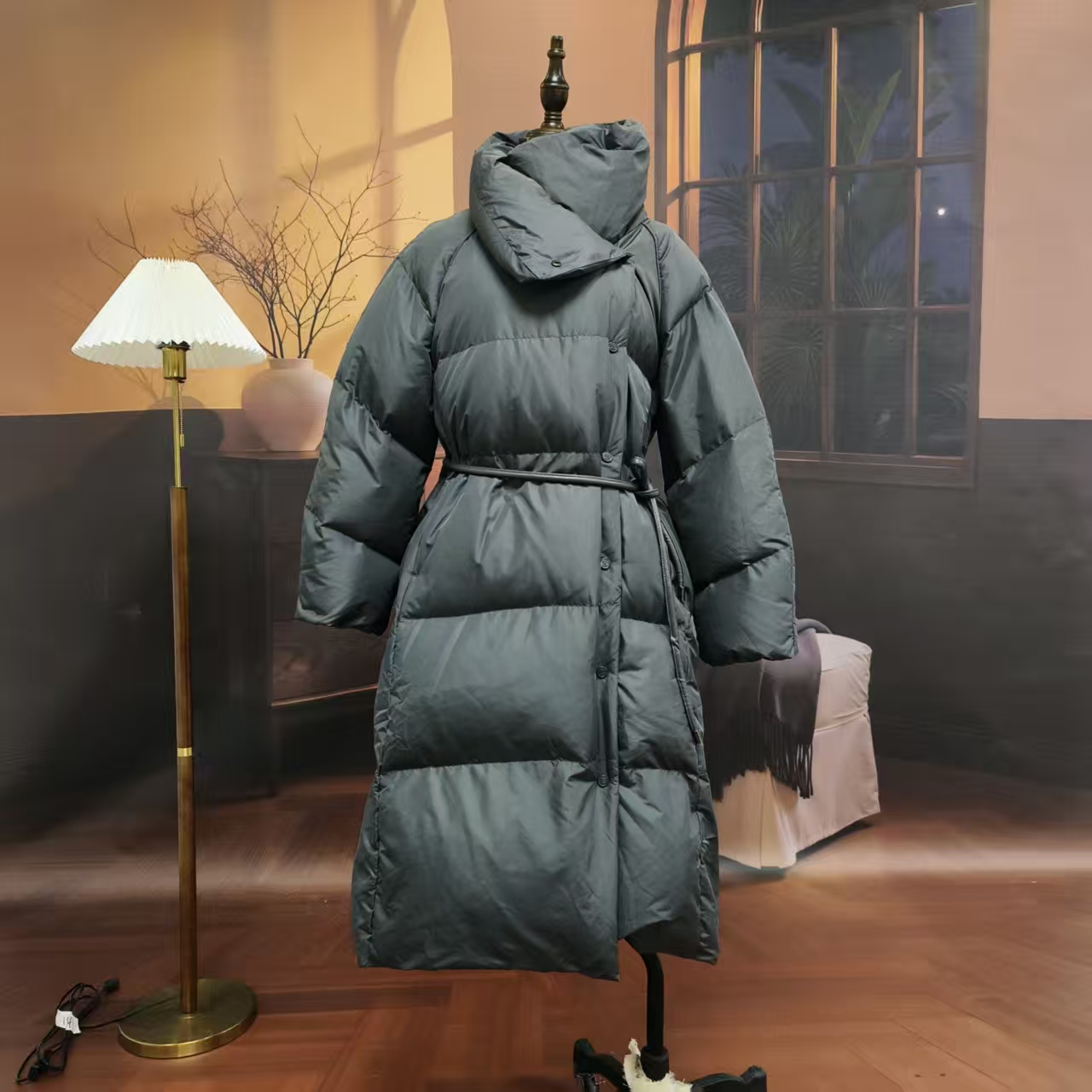 懒蜜蜂 元  大MH气质时尚立领侧扣系腰带长款鹅绒服