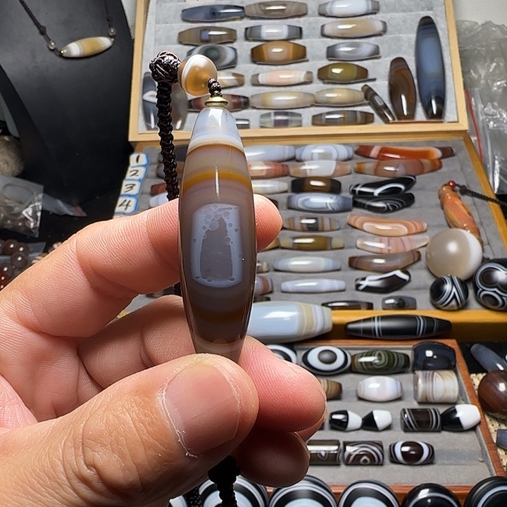 玛瑙/玉髓未镶嵌吊坠(不含链)