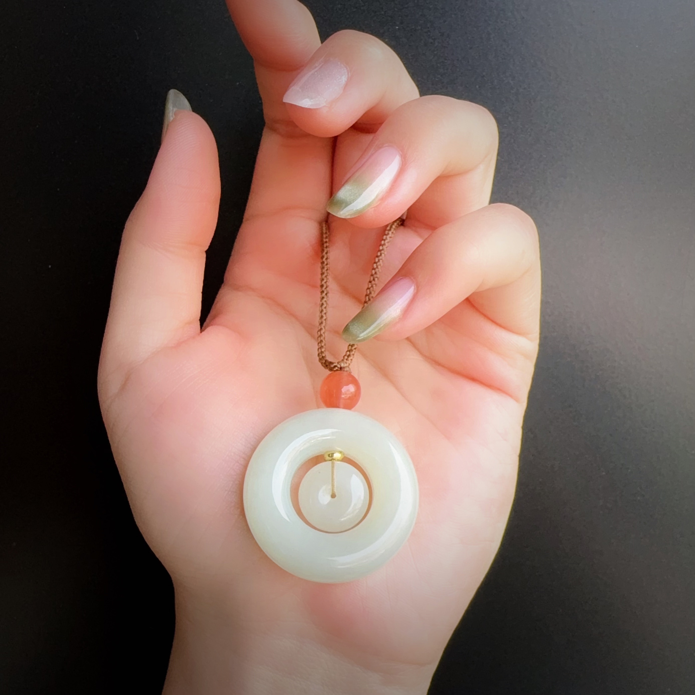 子母扣百搭时尚多样性平安扣和田玉坠