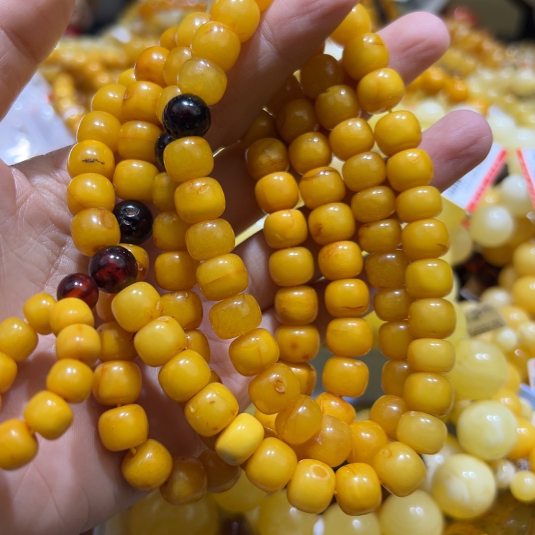 琥珀珠宝奇石未镶嵌