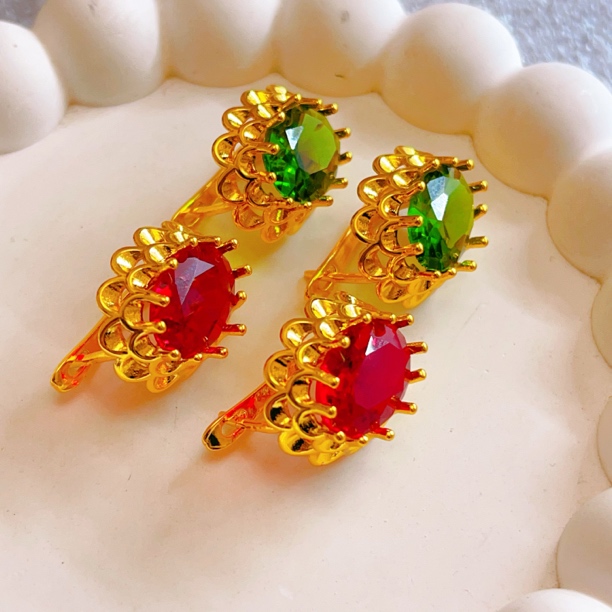 铜合金锆石耳饰 红色锆石sawet耳环时尚洋气妈妈款百搭