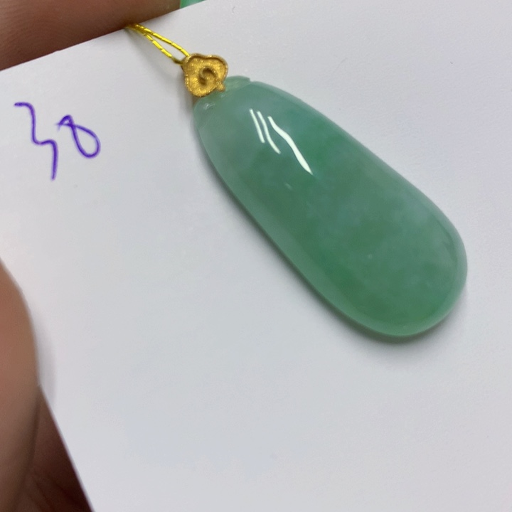 颈饰18K金镶嵌翡翠翡翠