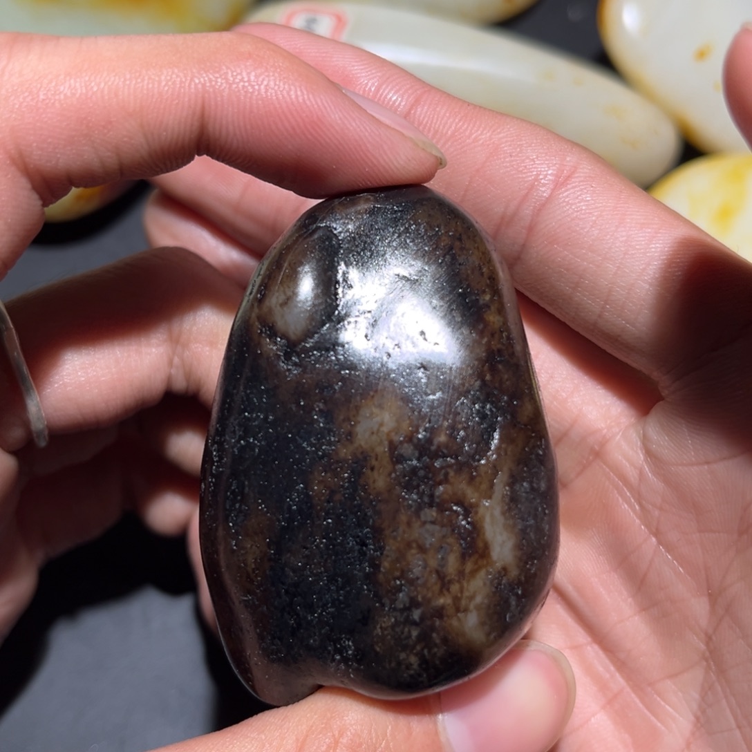 和田玉未镶嵌珠宝奇石