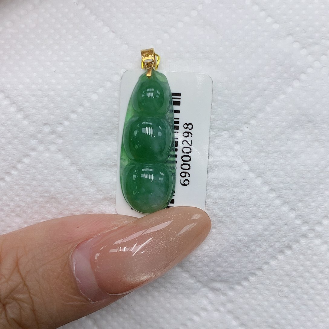 颈饰18K金镶嵌翡翠