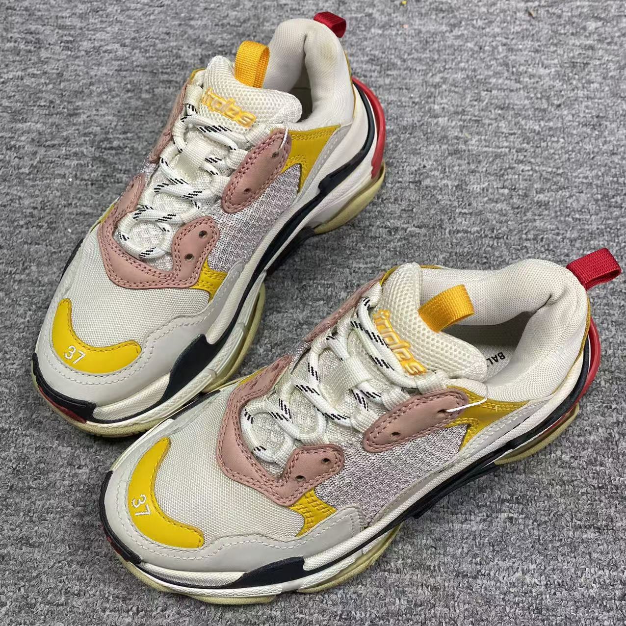95新 Balenciaga/巴黎世家 37码/无配件/黄白红拼色厚底老爹鞋676