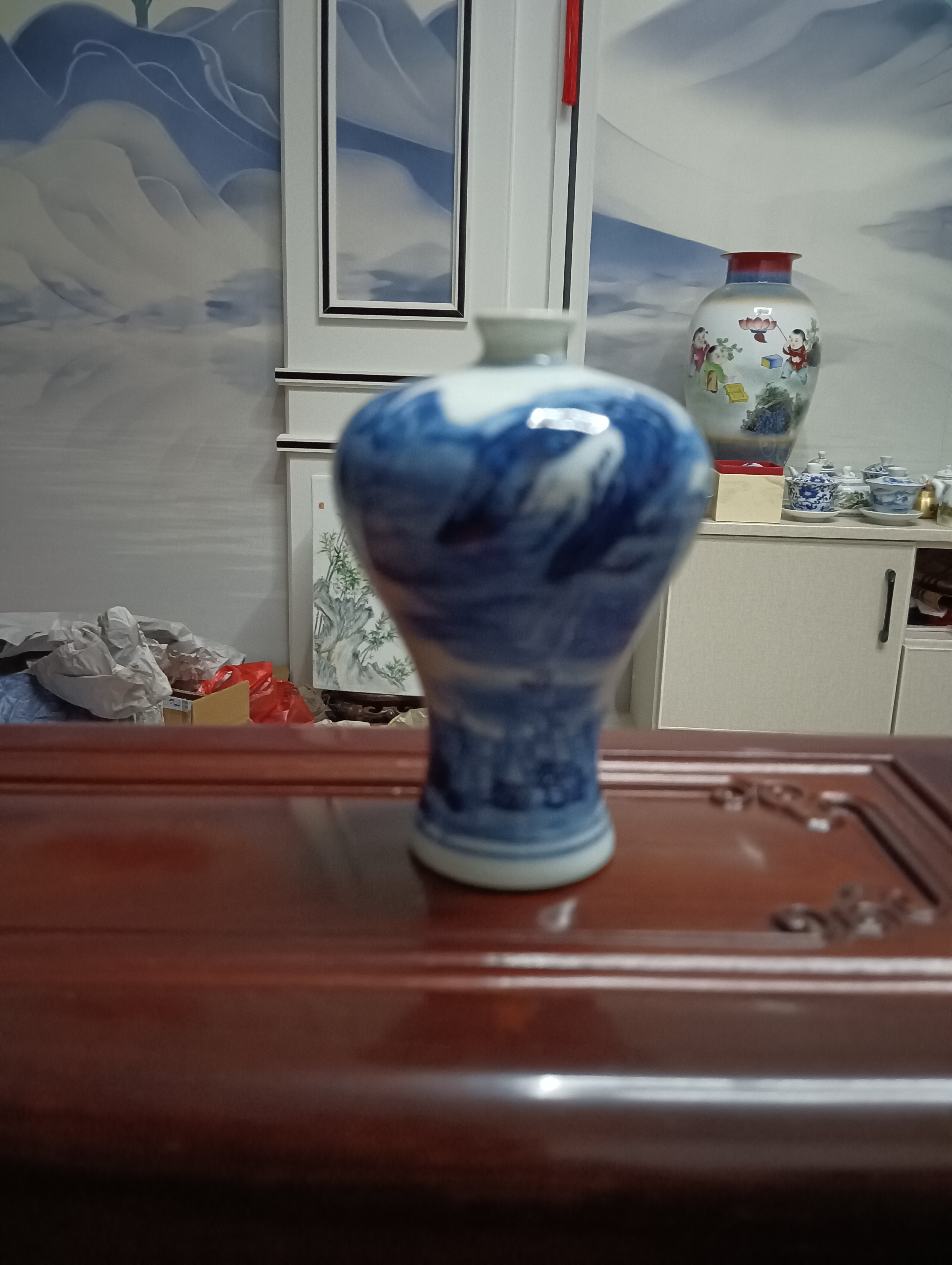 青花瓷景德镇山水小花瓶