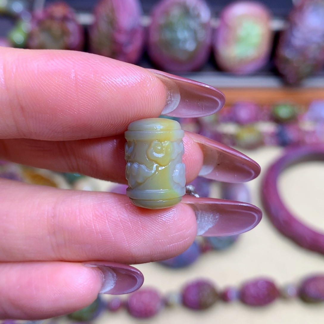 玛瑙挂件未镶嵌盐源