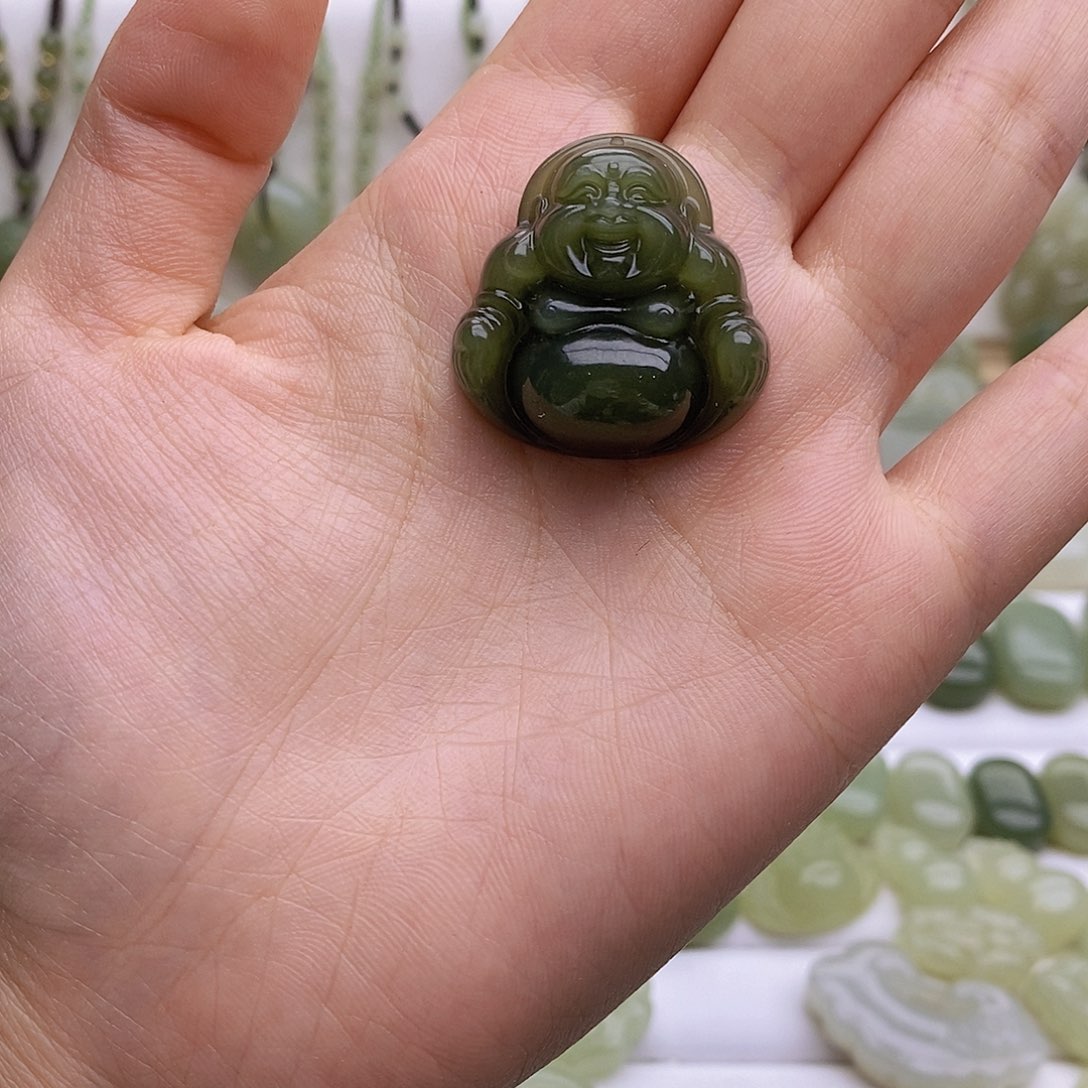 t***n和田玉未镶嵌颈饰