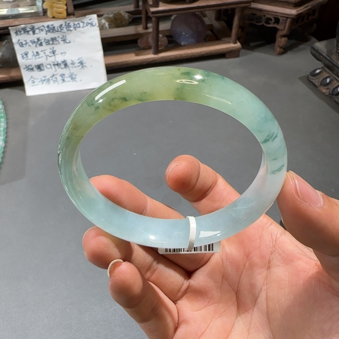 翡翠手镯未镶嵌58.8圈口