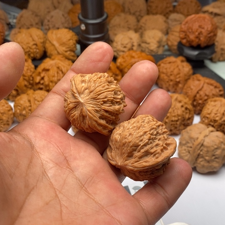 得***儿文玩核桃吊坠11111111111