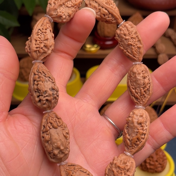 文玩核桃吊坠麒麟角17