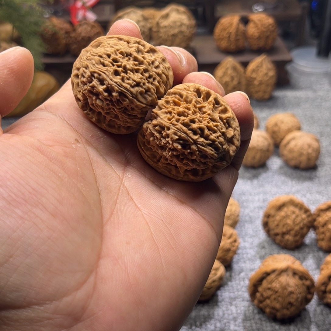 把件文玩核桃蚂蚁纹南疆