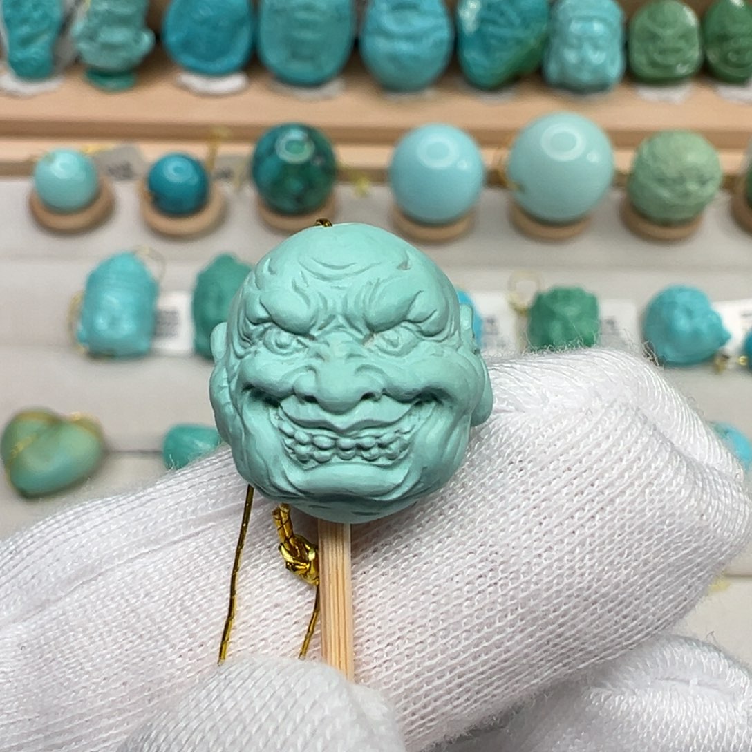 绿松石配饰未镶嵌